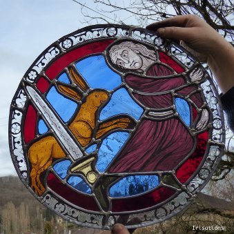 Stained Glass painting class paris france. Medieval medallion.